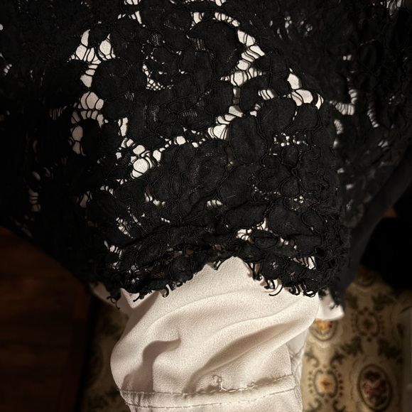 Kening XL Short sleeved black top. - Picture 4 of 6